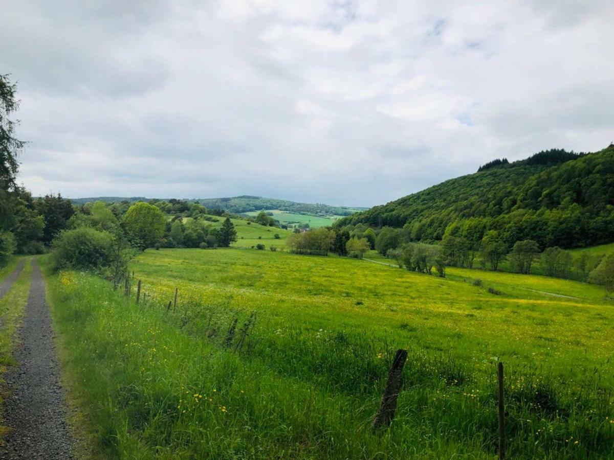 Rennscheune - Himmlisch In Die Gruene Hoelle Kelberg Eksteriør billede